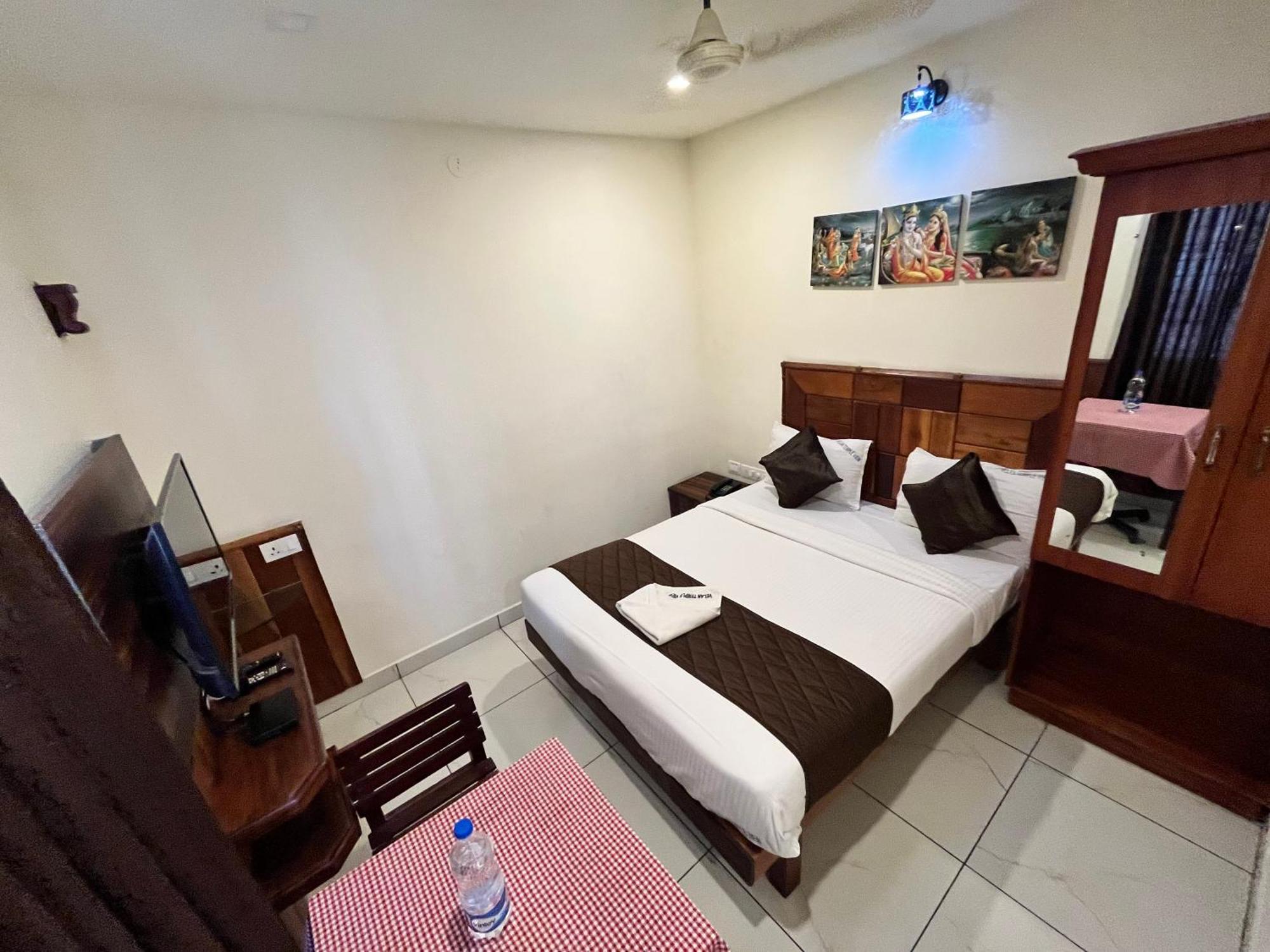 Hotel Velan Temple View Palani Exterior foto