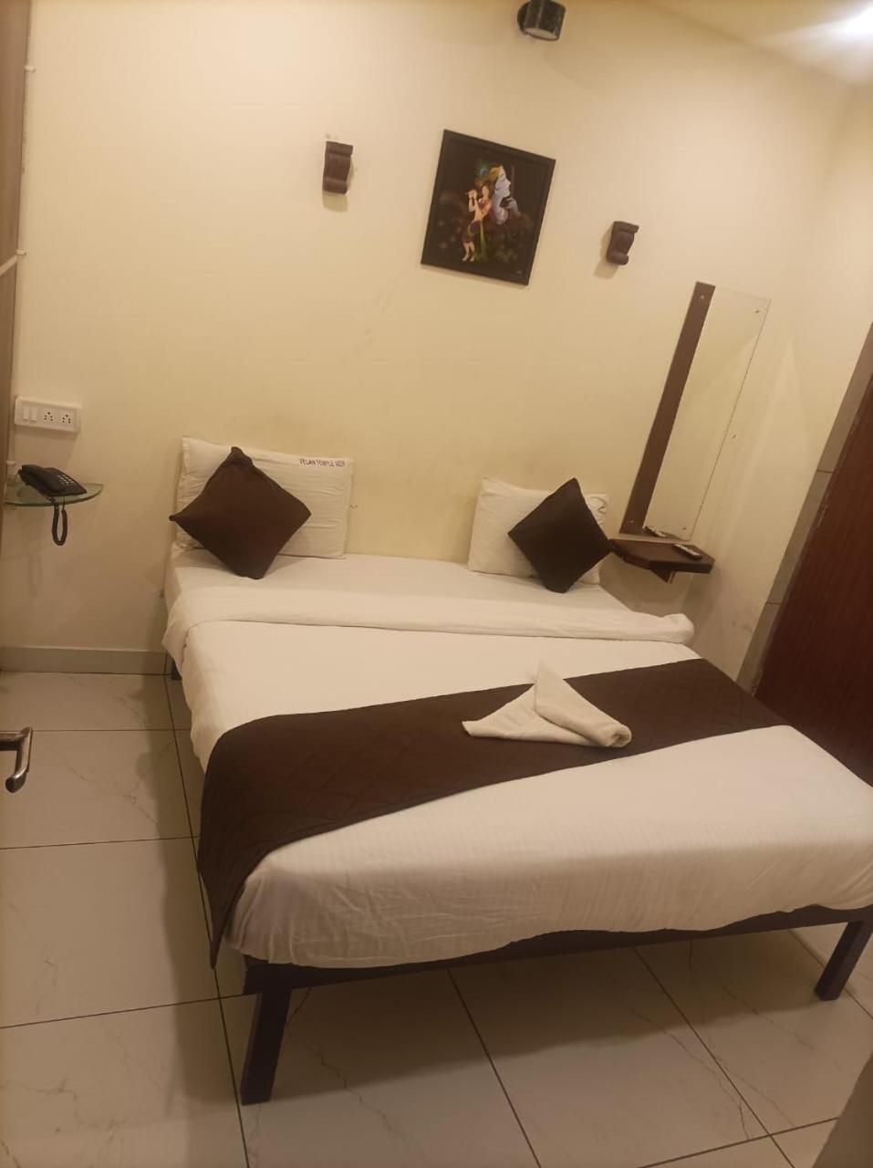 Hotel Velan Temple View Palani Exterior foto